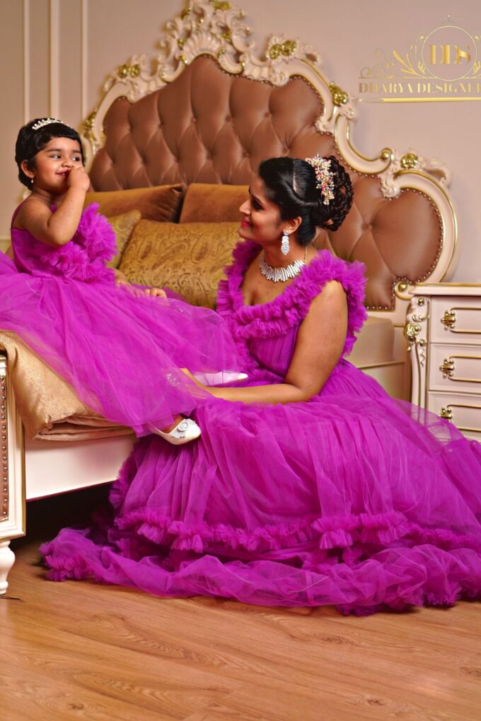 Mother Daughter Same Dresses 2021 | Matching Indian Outfits | Mother  daughter dress, Mother daughter outfits, Kids party wear dresses