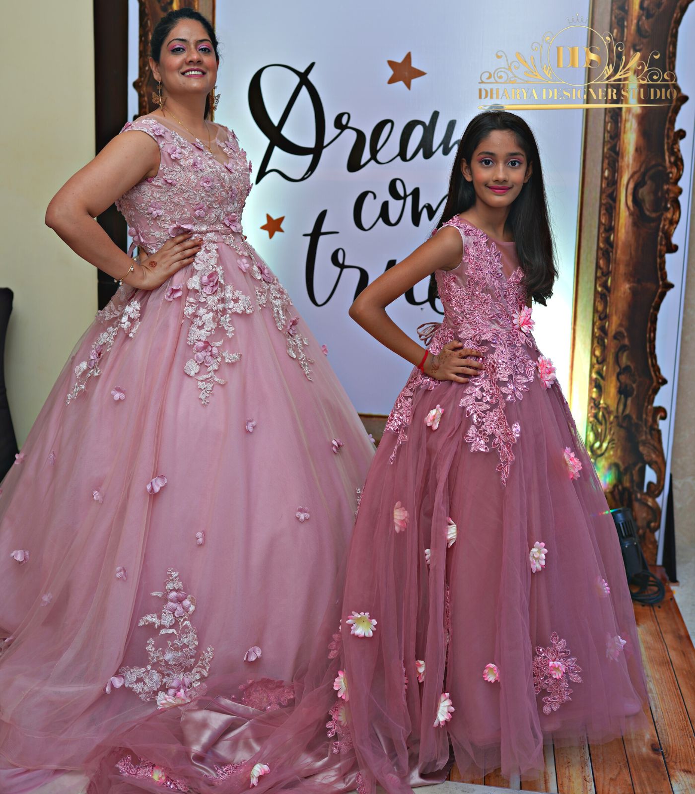 Mom and daughter same gown best sale