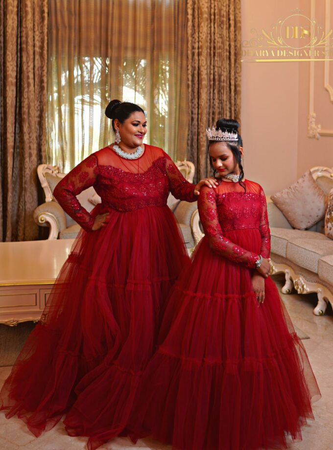 buy-mother-and-daughter-dress-online-dharya-designer-studio